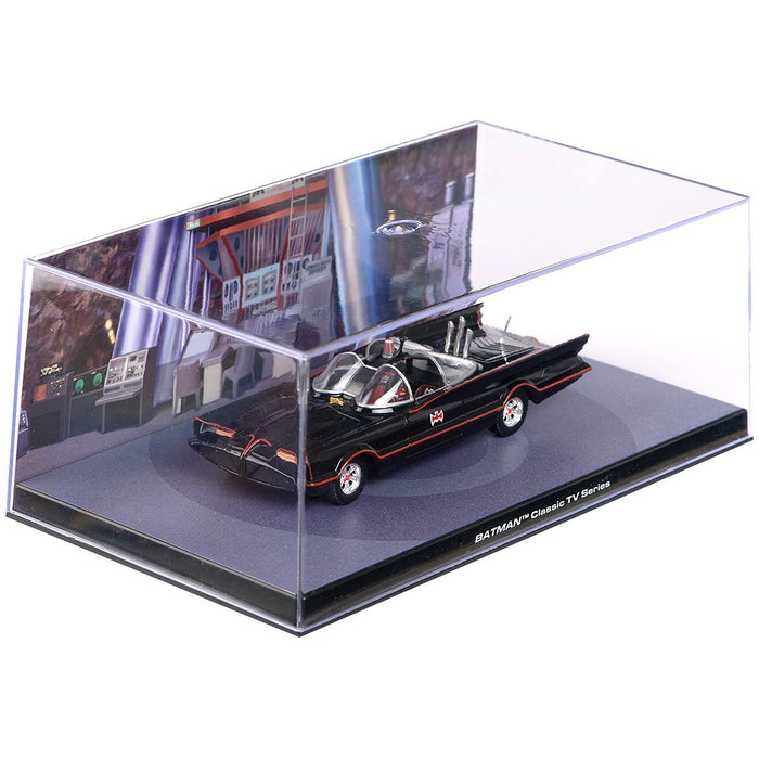 Batmobil-Diorama schräg von vorn