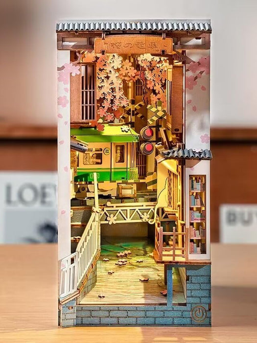 Book Nook Wood Kit – Sakura Densya 