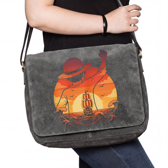 Chase the Horizon - Always Chasing the Clouds - Bag