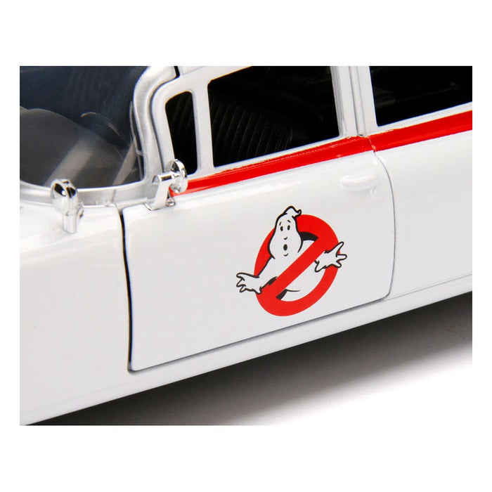 Ghostbusters Modellino ECTO-1 in scala 1/24
