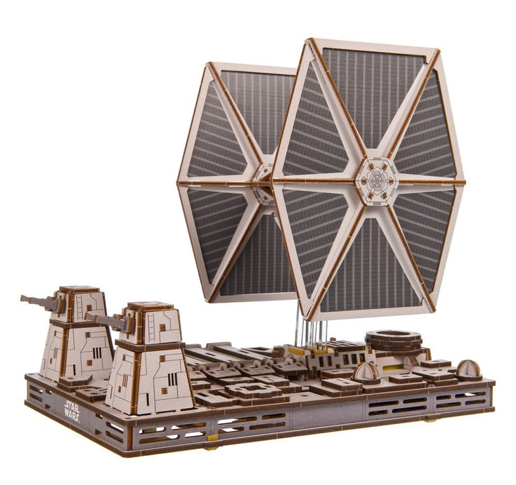 Kit di modellismo in legno Star Wars TIE Fighter